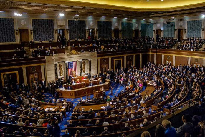1186368274 featured image Legislative chamber filled with people during a session