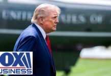 ‘THAT’S UNUSUAL’: Trump makes UNSCHEDULED trip to convene URGENT Cabinet meeting